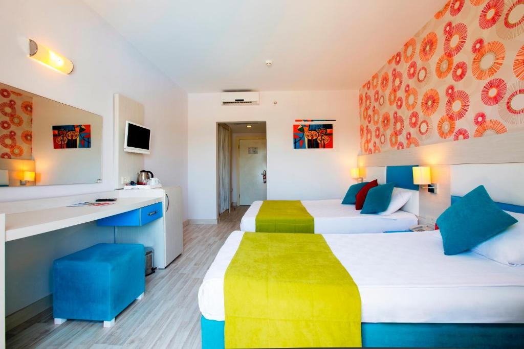 هتل رادما ریزورت ساید